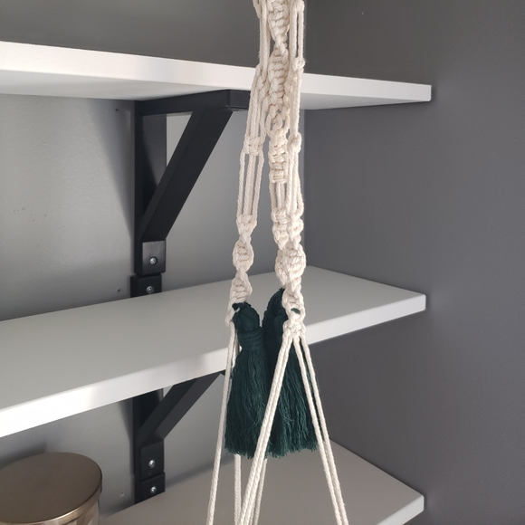 Handmade Macrame Plant hanger - Picture 3 of 5